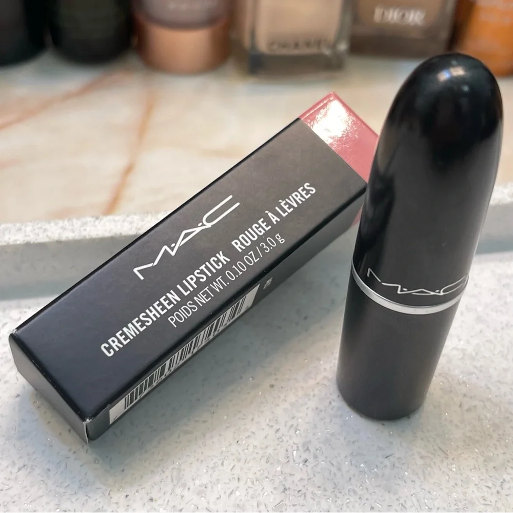 MAC Cosmetics vaulted mac